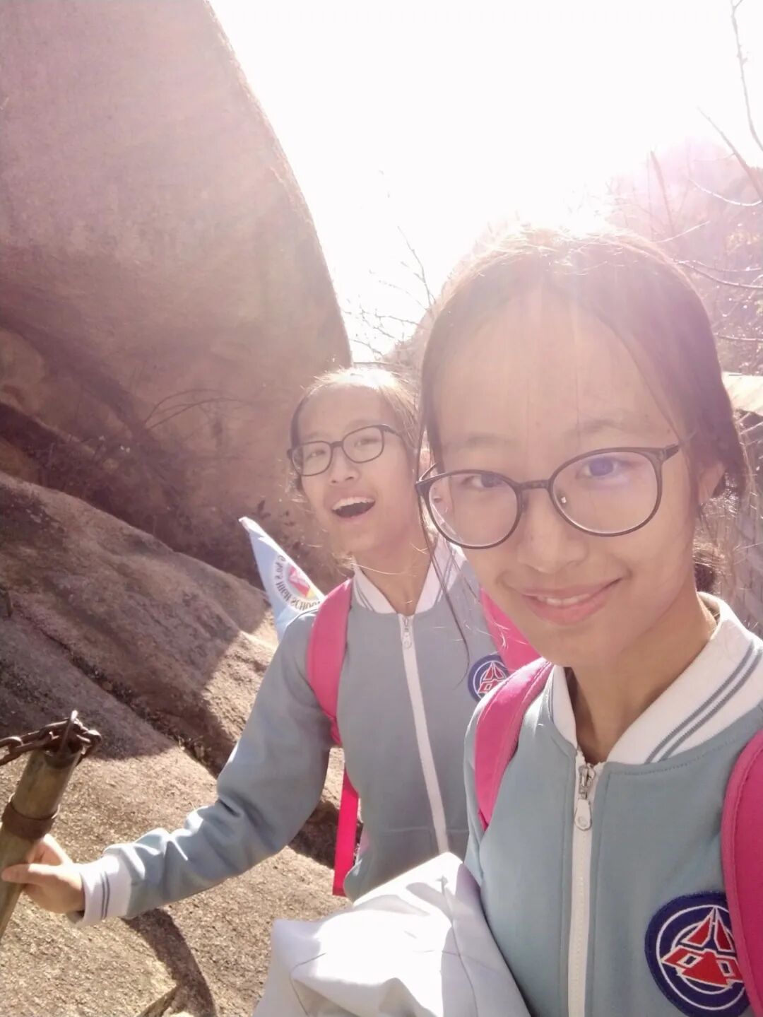 杨若瑾、杨若瑜被北大录取,和父母成为校友! 杨若瑾、杨若瑜被北大录取,和父母成为校友!