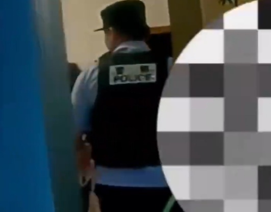 “警察叔叔我们晚上没饭吃，好饿 ”，民警化身“厨师”上门做饭