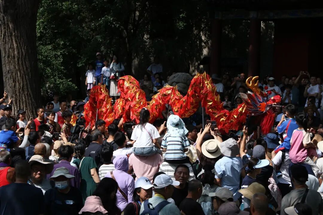 一到暑期就人挤人,博物馆服务如何保障? 一到暑期就人挤人,博物馆服务如何保障?