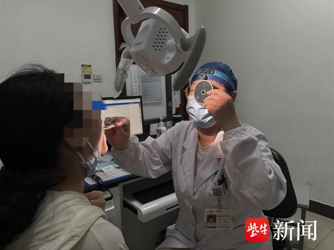 千万别模仿！女子图省事干吞蒙脱石散，致喉咙损伤黏膜糜烂
