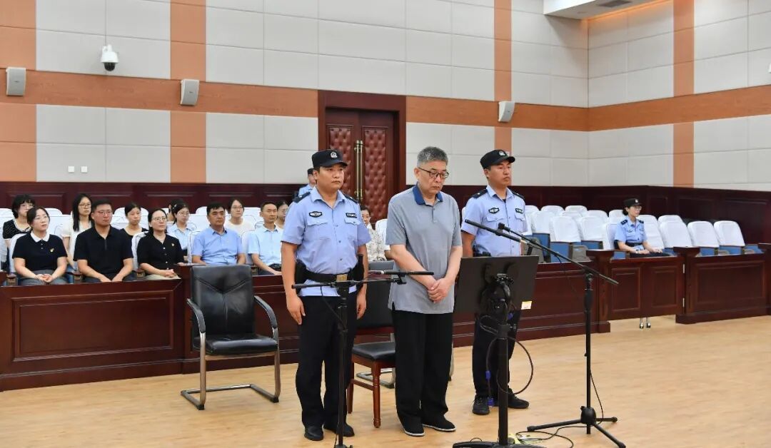 菏泽市鄄城县委原书记、二级巡视员孙伟,当庭表示认罪悔罪 菏泽市鄄城县委原书记、二级巡视员孙伟,当庭表示认罪悔罪
