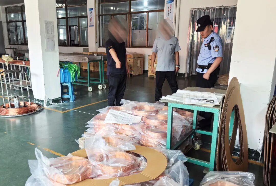 以“应聘”为幌子借机熟悉地形,凌晨盗窃铜线150余斤,浙江这3人被抓! 以“应聘”为幌子借机熟悉地形,凌晨盗窃铜线150余斤,浙江这3人被抓!