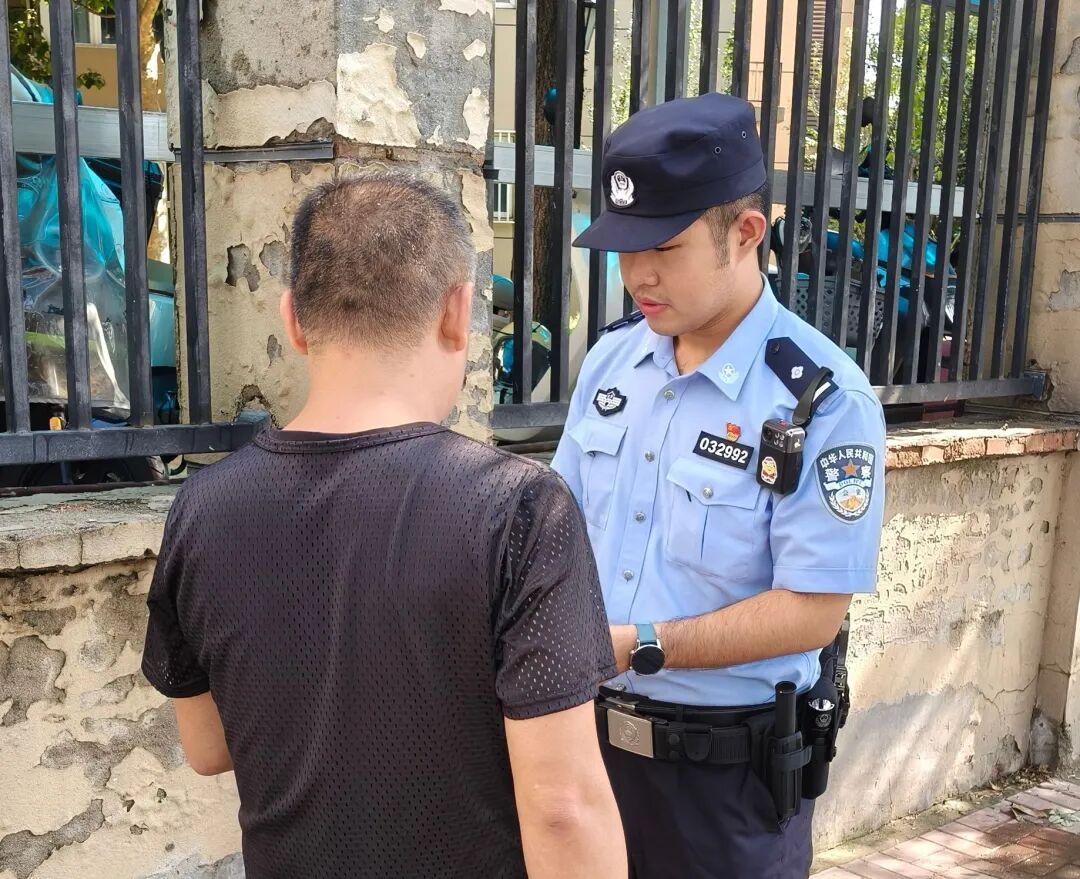 刚转正的新警一声吆喝，一下子出来14人！