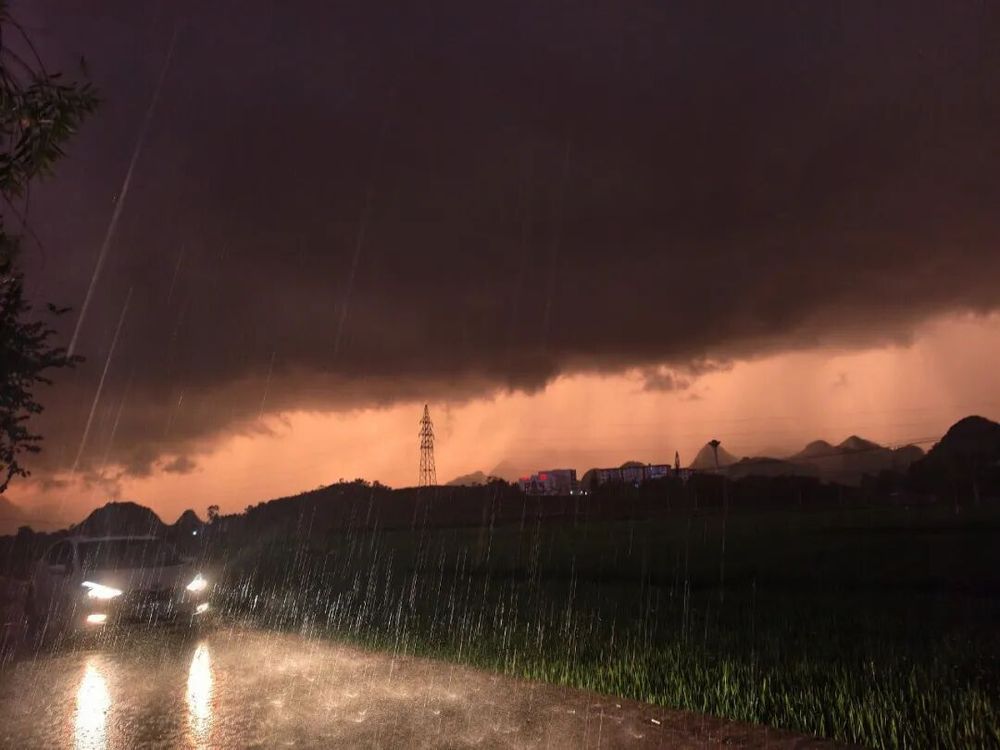 台风“沙德尔”登陆路径,最新研判!12米狂浪,紧急提醒→ 台风“沙德尔”登陆路径,最新研判!12米狂浪,紧急提醒→