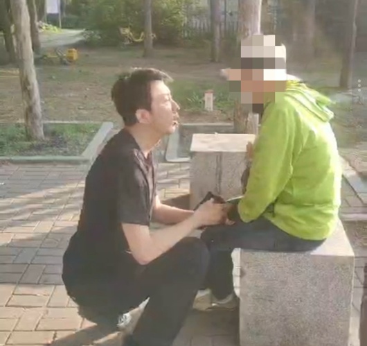 事发长春南湖公园！民警火速按下暂停键，14万元养老钱保住了
