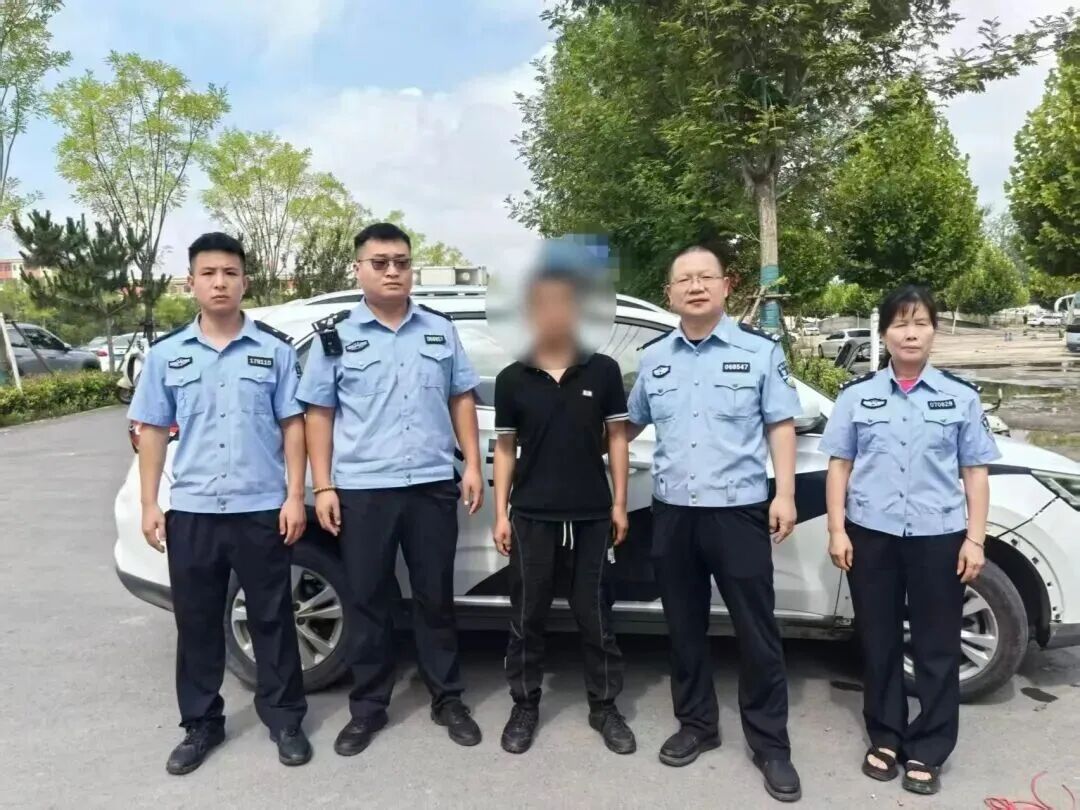 手掌暗藏“答案”！男子科目一考场作弊被当场查获