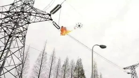 当场查获！多人违规燃放孔明灯被拘，消防提醒→