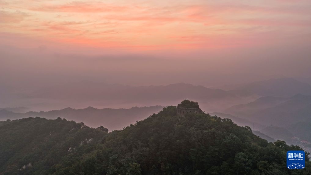 河北遵化：云雾长城 &nbsp;晨景如画