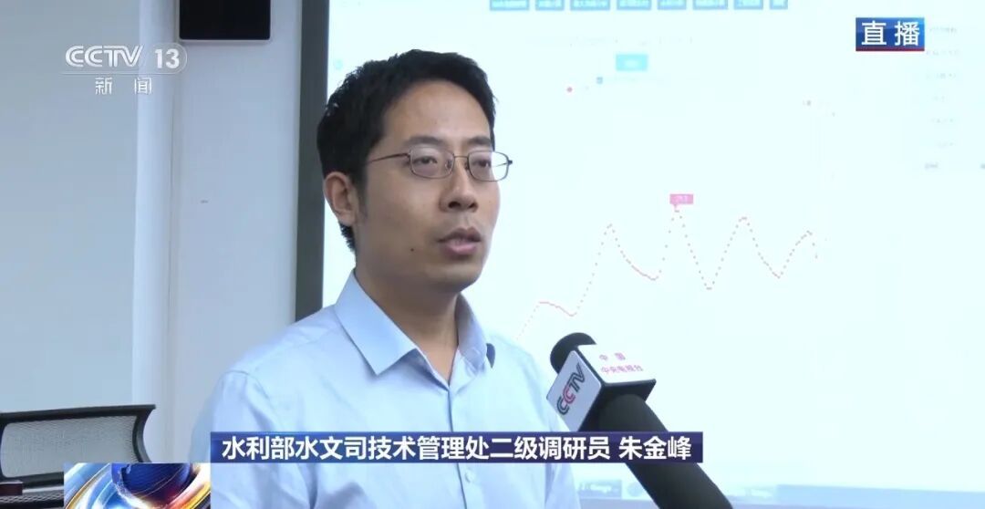 尼泊尔与我国两河交汇处出现明显堰塞湖,估算水量达到200万立方米,已处于漫溢状态;未来3天预计有300万立方米水将会入湖,溃泄风险高 尼泊尔与我国两河交汇处出现明显堰塞湖,估算水量达到200万立方米,已处于漫溢状态;未来3天预计有300万立方米水将会入湖,溃泄风险高