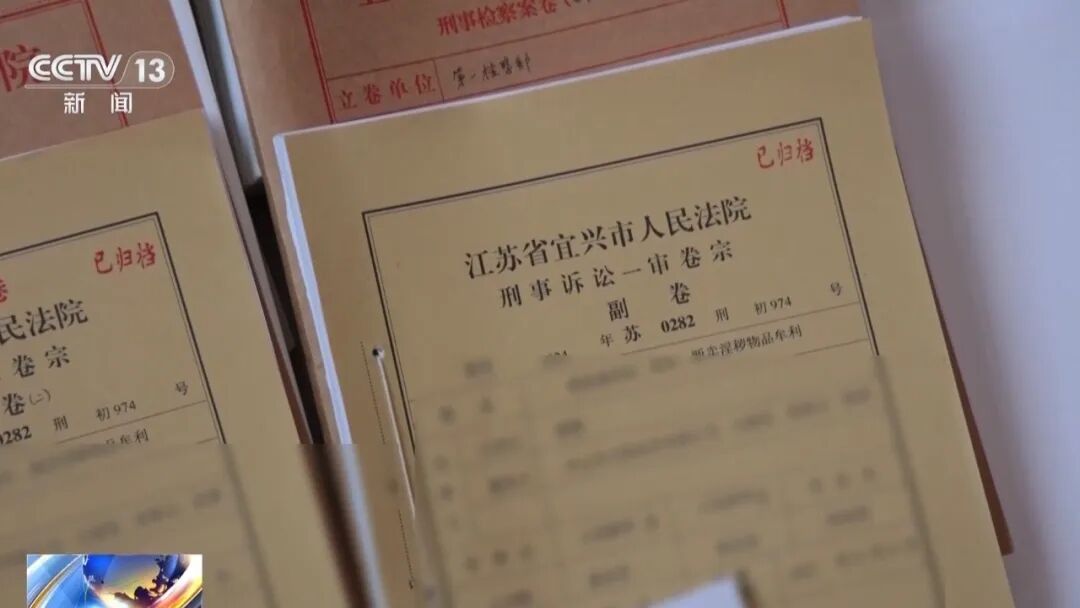 初中女生网购6个手办，造型一个比一个露骨，家长报警，其中5款被认定为淫秽物品