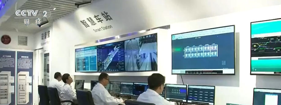 新产业、新业态、新模式支撑新旧动能转换 经济稳健增长释放发展活力