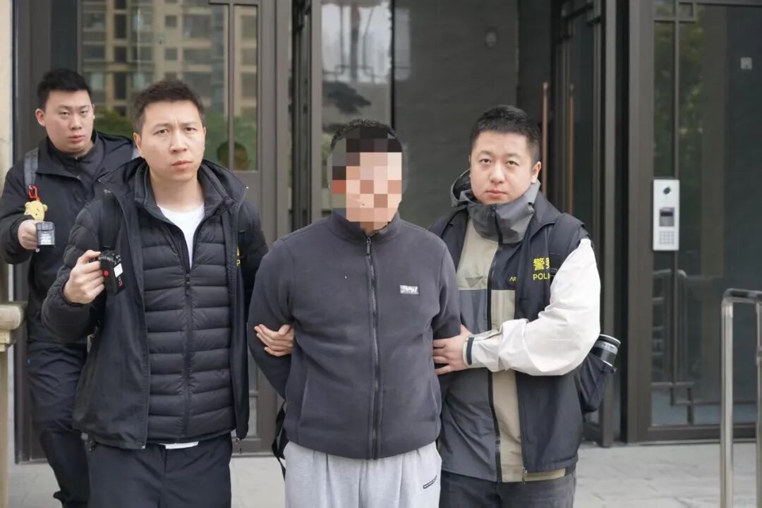 虚拟币“暗道”搬走200亿!上海警方捣毁特大地下钱庄,19人落网 虚拟币“暗道”搬走200亿!上海警方捣毁特大地下钱庄,19人落网