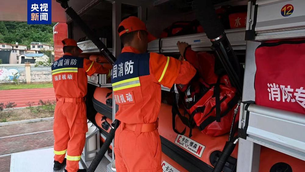 多举措应对台风“沙德尔”过境 福建转移人员24.77万人 多举措应对台风“沙德尔”过境 福建转移人员24.77万人