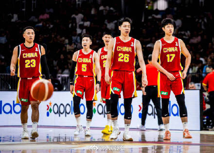 中国男篮取得开门红