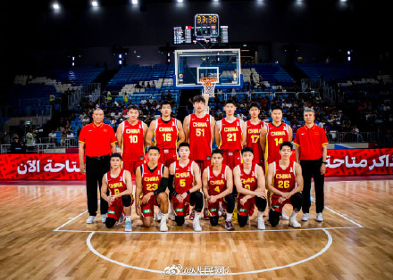 中国男篮取得开门红