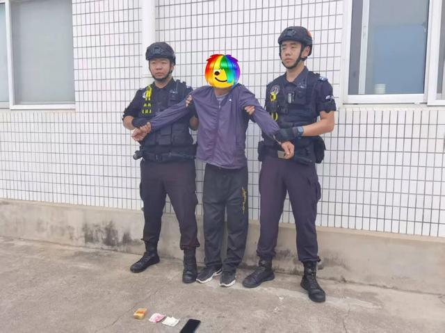 大青鱼到手,猪大肠也有!偷来的?抓! 大青鱼到手,猪大肠也有!偷来的?抓!