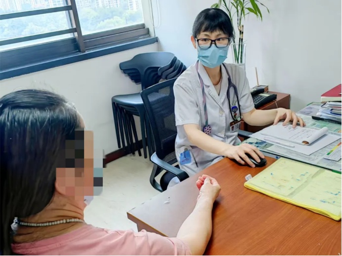 半夜点火、凌晨游荡!老人这些行为可能不是“老糊涂”…… 半夜点火、凌晨游荡!老人这些行为可能不是“老糊涂”……