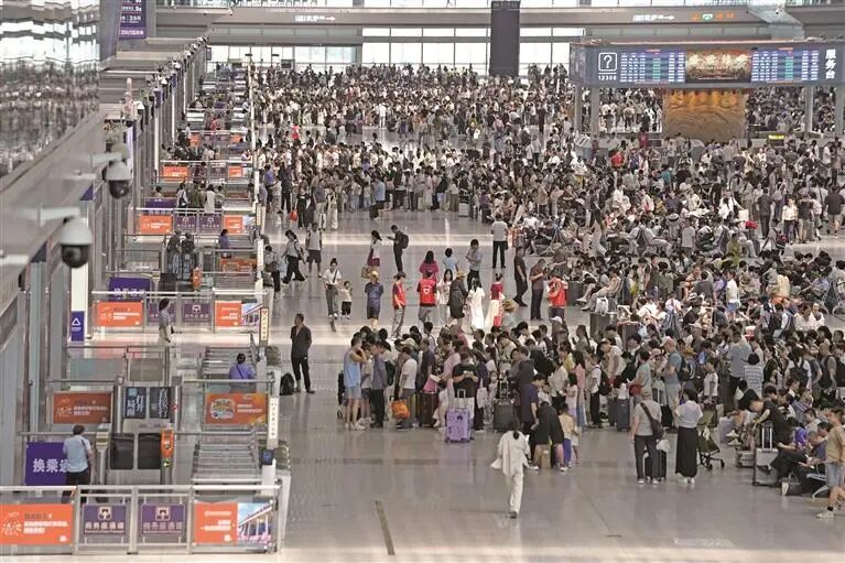 西安铁路局今年以来旅客发送量创同期历史新高