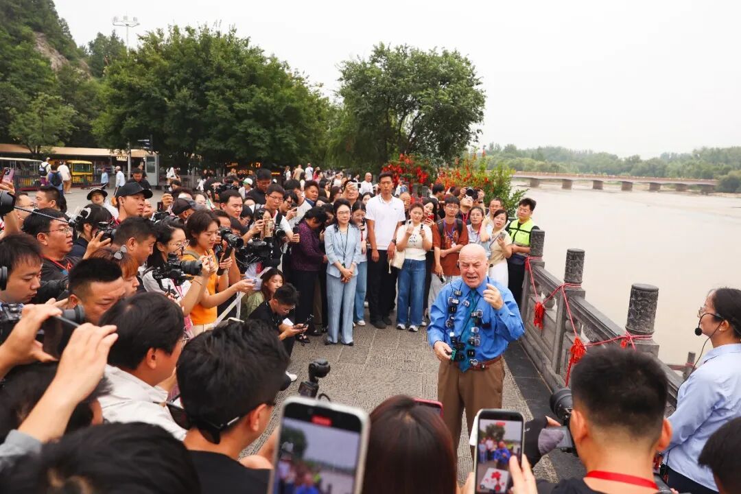回家的“赛考斯”,在洛阳的24个动人瞬间→ 回家的“赛考斯”,在洛阳的24个动人瞬间→
