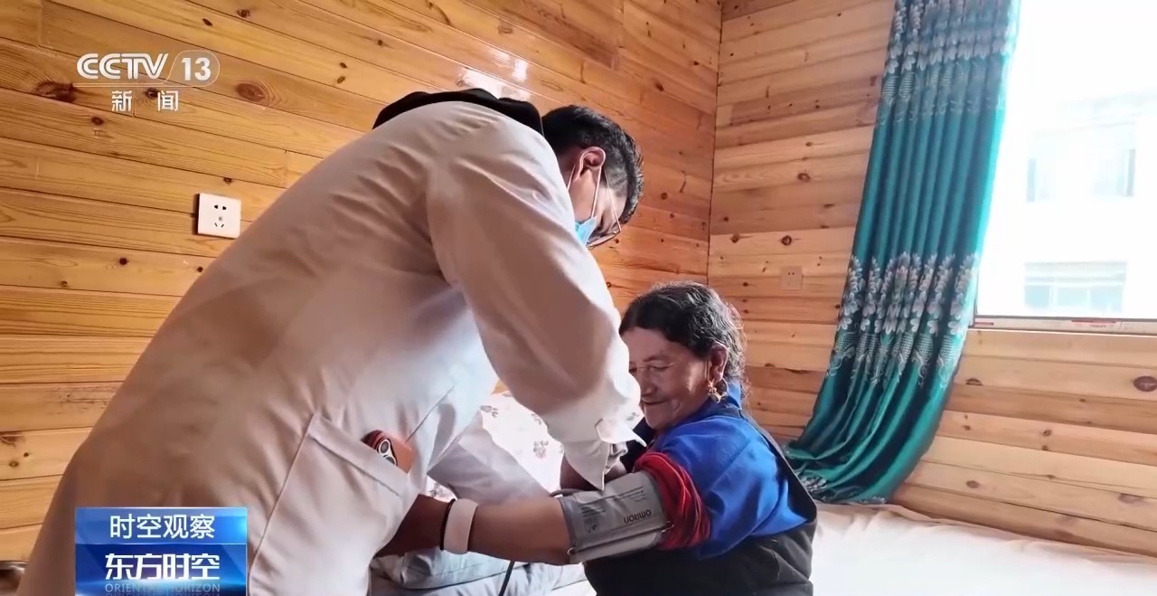 民宿里有了“家”的温暖 记者探访吉甫村安置点 民宿里有了“家”的温暖 记者探访吉甫村安置点