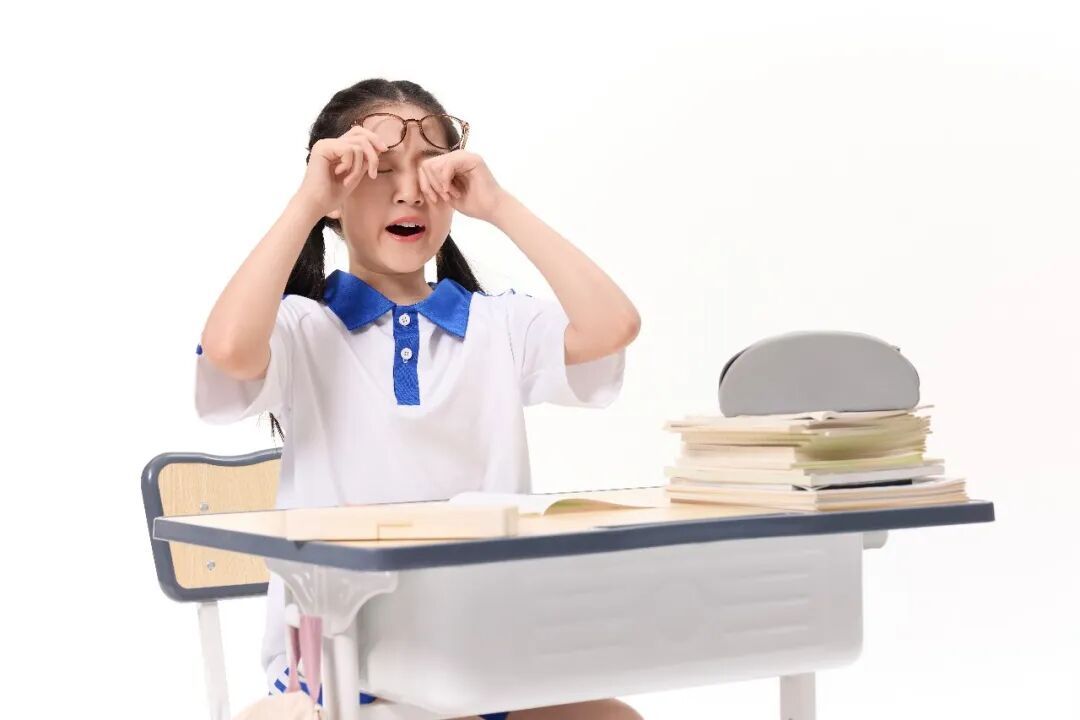 开学收心先护眼!守护远视储备,不给近视留机会 开学收心先护眼!守护远视储备,不给近视留机会