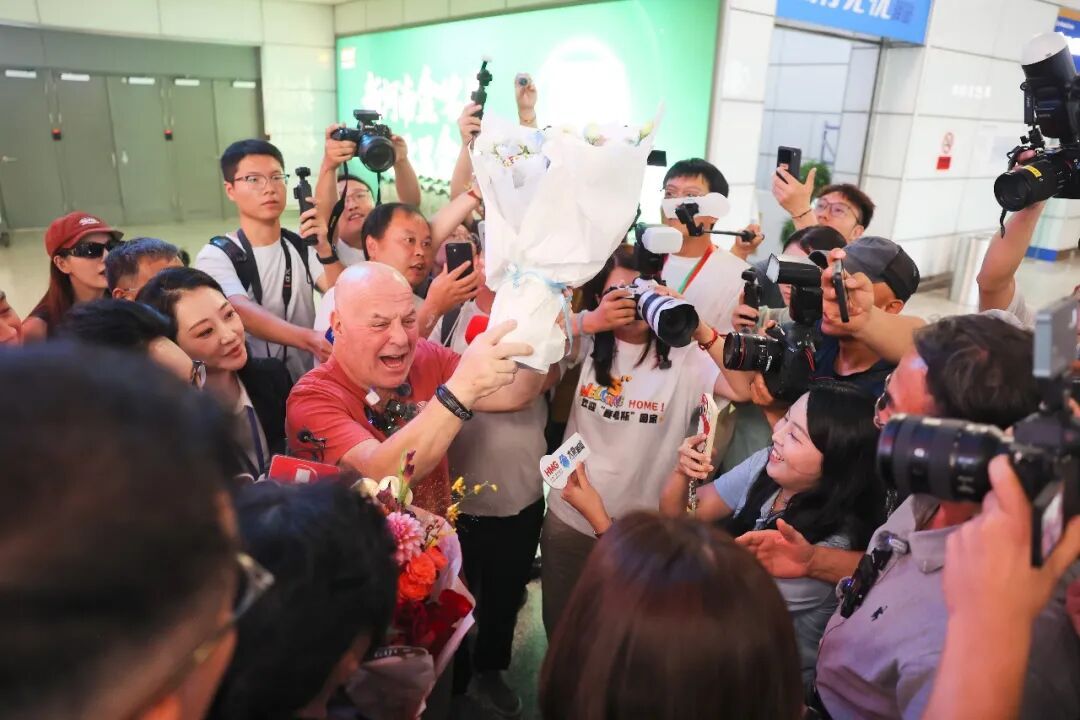 回家的“赛考斯”,在洛阳的24个动人瞬间→ 回家的“赛考斯”,在洛阳的24个动人瞬间→