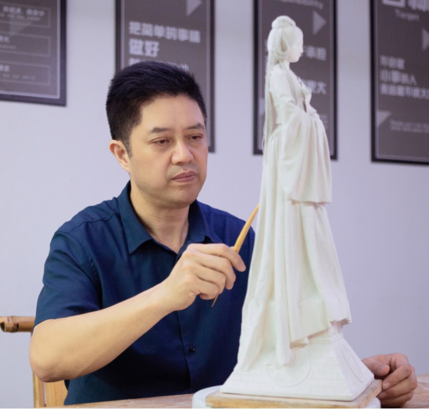 “你做出来玉漱公主,我就回去读书!”这件白瓷神作,源自一场父子“赌约” “你做出来玉漱公主,我就回去读书!”这件白瓷神作,源自一场父子“赌约”