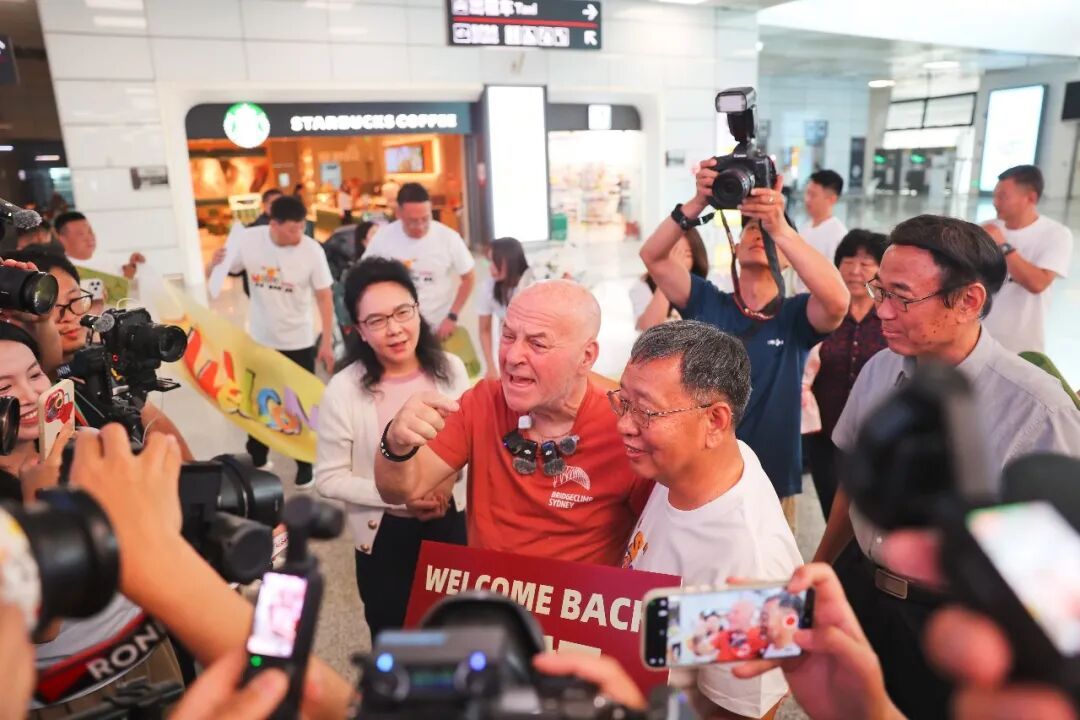 回家的“赛考斯”,在洛阳的24个动人瞬间→ 回家的“赛考斯”,在洛阳的24个动人瞬间→