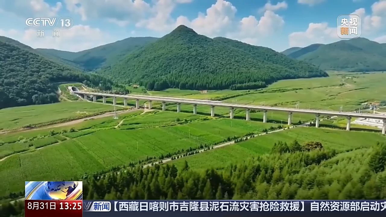 2026年铁路暑运结束 多条新线路投入运营成绩亮眼 2026年铁路暑运结束 多条新线路投入运营成绩亮眼