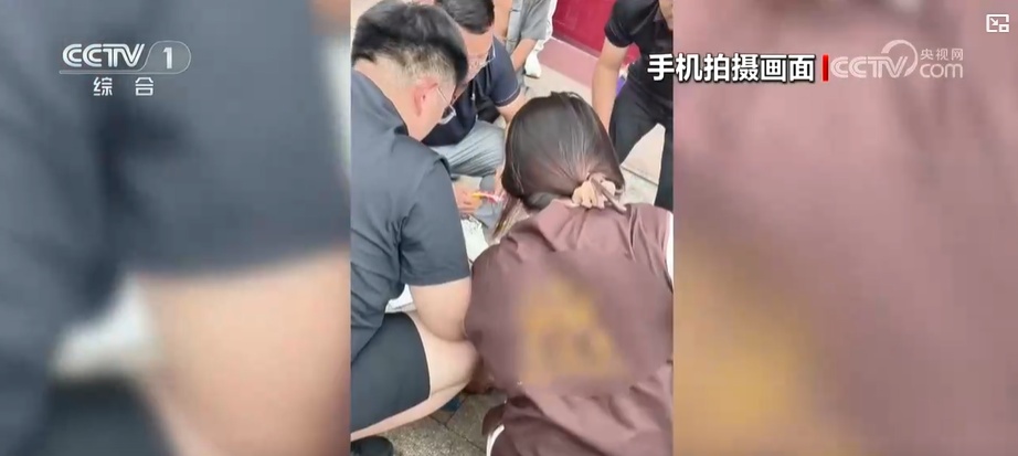 危急时刻伸援手 诠释使命与担当 危急时刻伸援手 诠释使命与担当