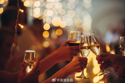 军工贸易公司骨干遭围猎成双料间谍