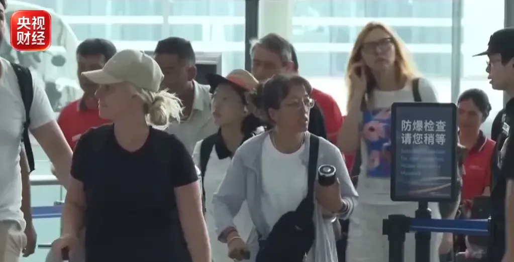 暑运进入尾声 多项出行数据刷新历史纪录 暑运进入尾声 多项出行数据刷新历史纪录