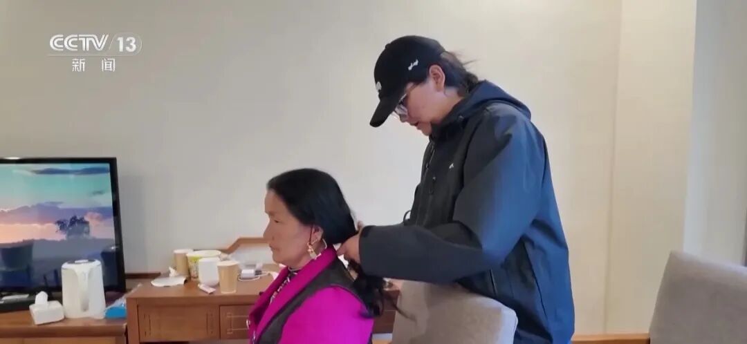 心理救援专家组已抵达吉隆镇：灾区群众主要是安全感丧失，我们从日常生活开始询问，要让他们感觉是安全的