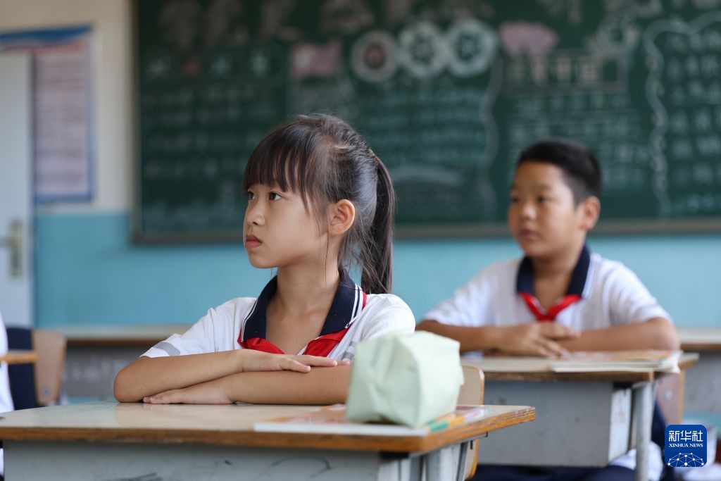 山区学校的开学首日