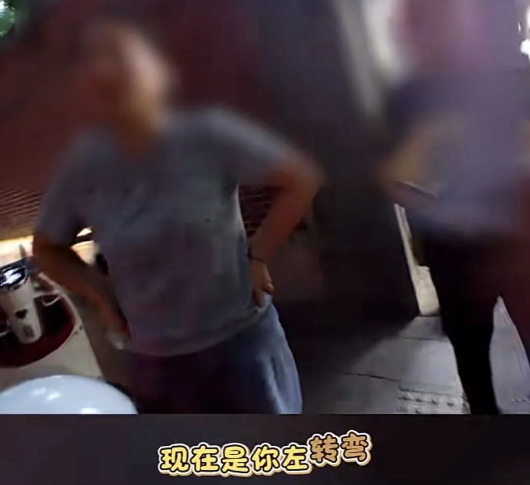 “我被撞就活该吗?”女子横穿马路被判全责,上海交警一句话硬核回怼 “我被撞就活该吗?”女子横穿马路被判全责,上海交警一句话硬核回怼