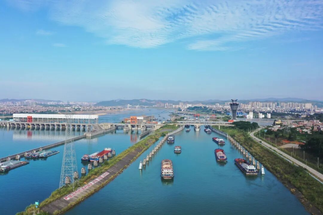 平陆运河即将通航,交通部门为船主答疑:同样是过闸,为什么空船和满载交一样的钱? 平陆运河即将通航,交通部门为船主答疑:同样是过闸,为什么空船和满载交一样的钱?