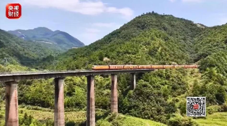 撬动文旅消费!暑运客流里藏着出行体验新花样 撬动文旅消费!暑运客流里藏着出行体验新花样