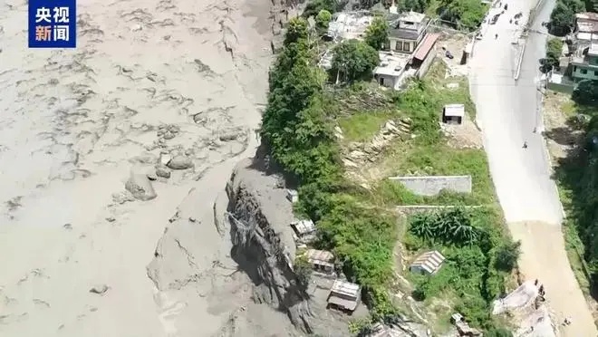 美国山地地理学家：尼泊尔5亿吨冰层突然崩塌，或因永久冻土发生变化