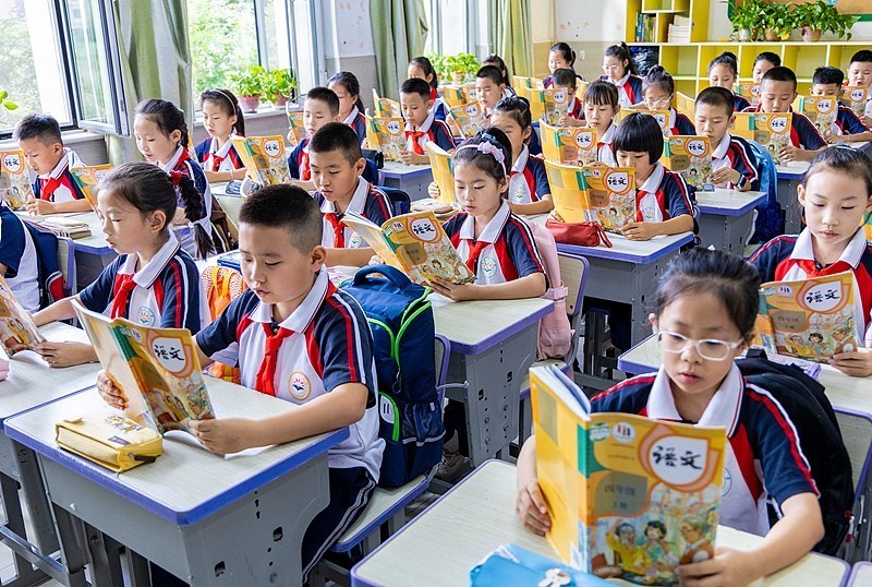 全国小学、初中已全部完成新教材替换,这些学科改动大→ 全国小学、初中已全部完成新教材替换,这些学科改动大→