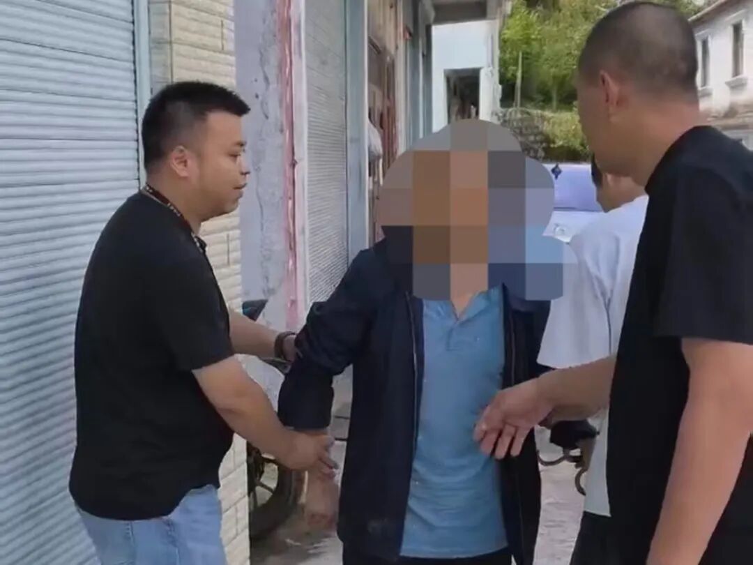 四川一男子因婚外情杀人潜逃50年,三代刑警接力追凶成功抓捕 四川一男子因婚外情杀人潜逃50年,三代刑警接力追凶成功抓捕