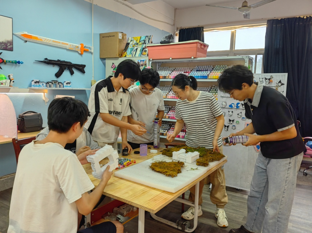 安徽5个大学生,“手搓”校园火了! 安徽5个大学生,“手搓”校园火了!