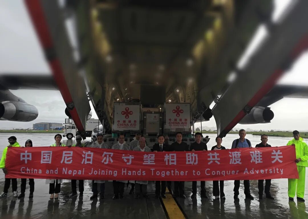 遇难人数升至1127人,运-20抵达尼泊尔 遇难人数升至1127人,运-20抵达尼泊尔