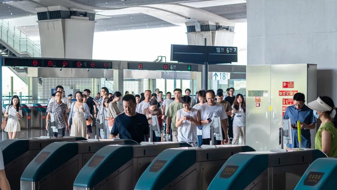 2026暑运收官|成都地铁客流近4亿人次 2026暑运收官|成都地铁客流近4亿人次