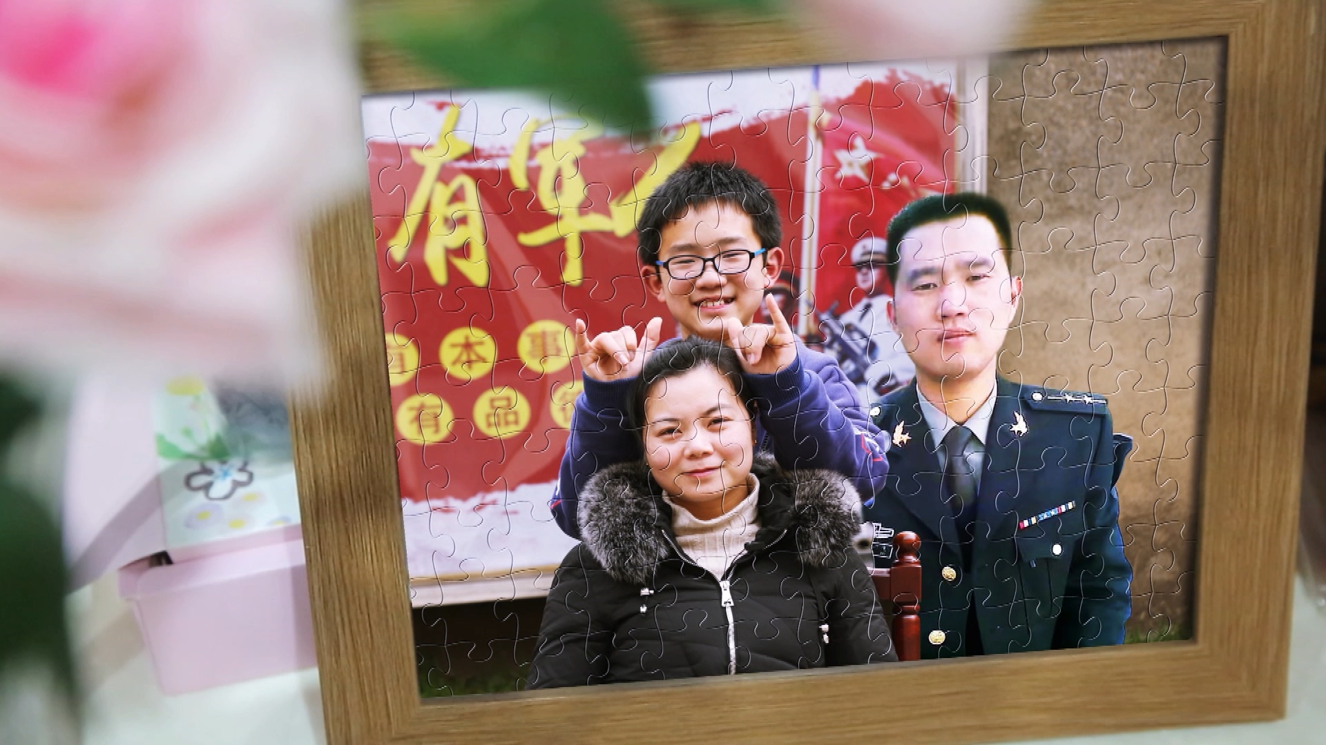 “爸爸牺牲10年,妈妈瞒了10年”后续来了!“爸爸,我考上军校了,一定传续您保家卫国的理想!” “爸爸牺牲10年,妈妈瞒了10年”后续来了!“爸爸,我考上军校了,一定传续您保家卫国的理想!”