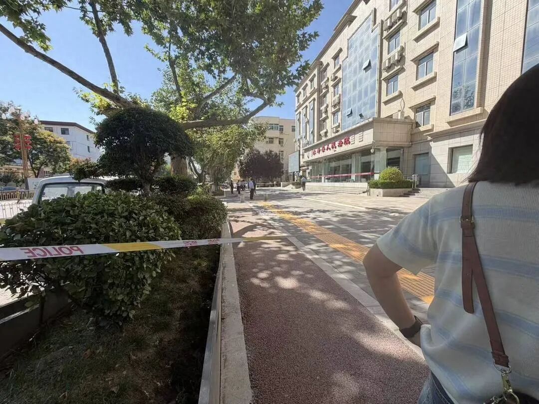陕西男子打晕妻子扔下土崖致死案，一审二次开庭未宣判，家属：被告人未表达歉意