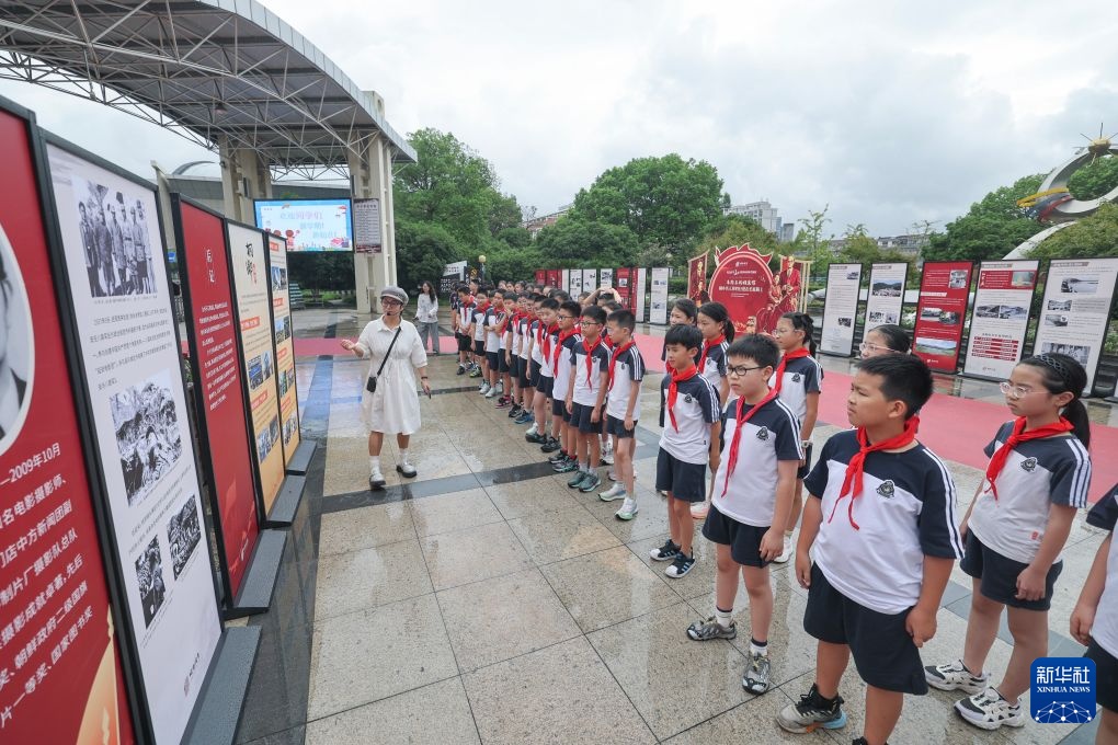 浙江桐乡:感悟革命精神 汲取奋进力量 浙江桐乡:感悟革命精神 汲取奋进力量