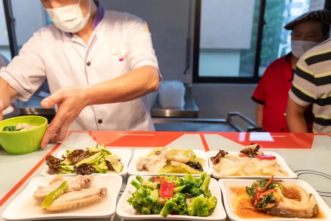 连续10年,总计近800万元!不少学生突然收到一笔钱 连续10年,总计近800万元!不少学生突然收到一笔钱