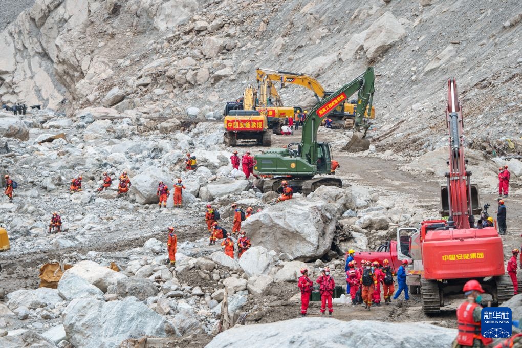 西藏吉隆泥石流灾害已致21人遇难541人失联 抢险救援和应急处置有序开展 西藏吉隆泥石流灾害已致21人遇难541人失联 抢险救援和应急处置有序开展