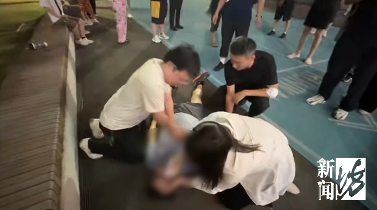 "摸不到脉搏,没有心跳…"上海夜晚上演惊心动魄8分钟!这类人群要特别当心 "摸不到脉搏,没有心跳…"上海夜晚上演惊心动魄8分钟!这类人群要特别当心