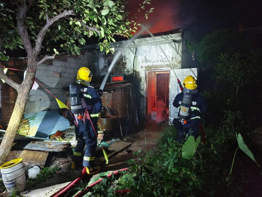 老化的电线视而不见，相当于在家里埋了颗“定时炸弹”